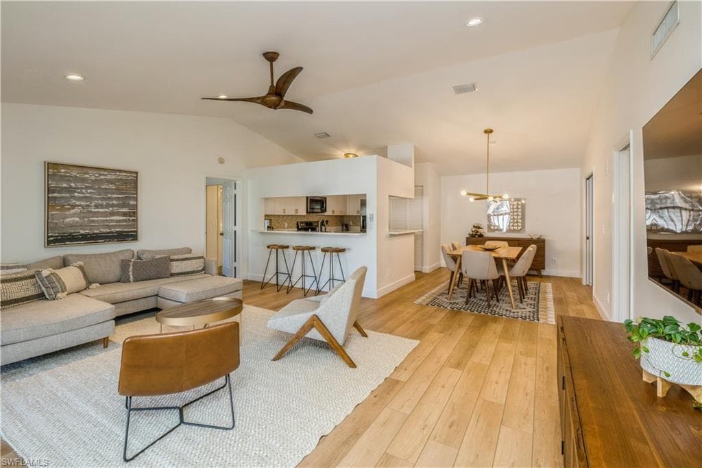 4201 Lake Forest DR 1124 BONITA SPRINGS, FL 34134