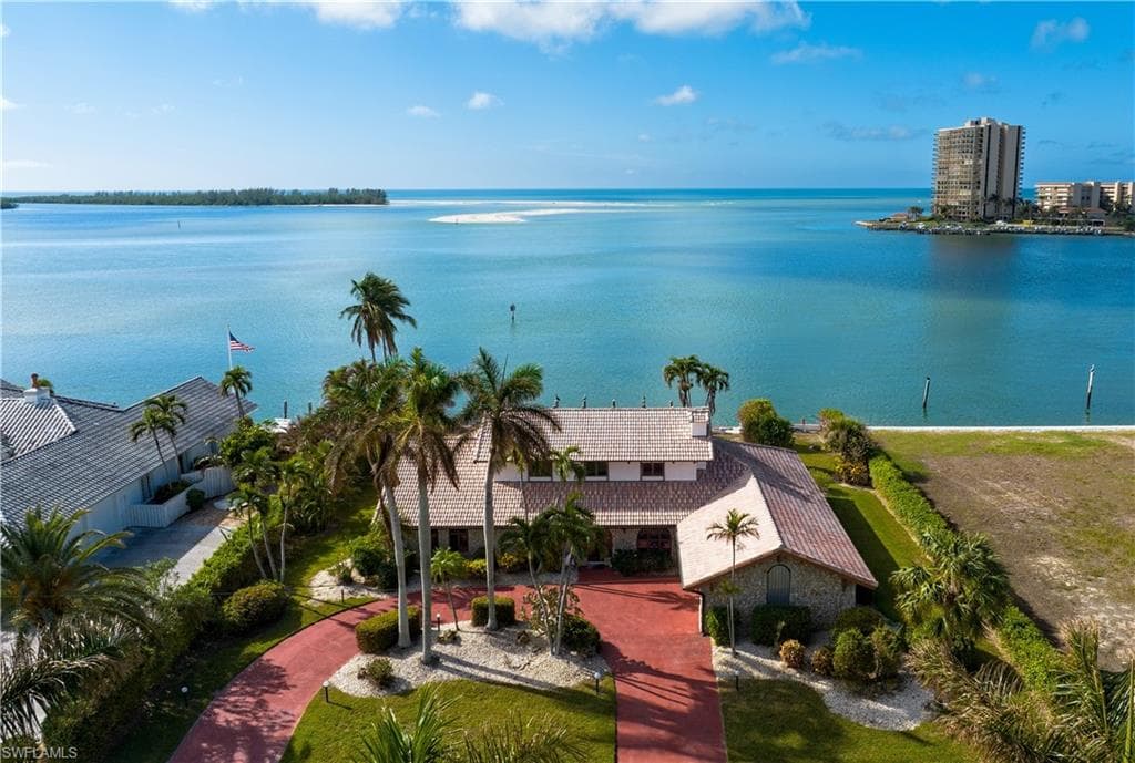 1361 Caxambas CT MARCO ISLAND, FL 34145