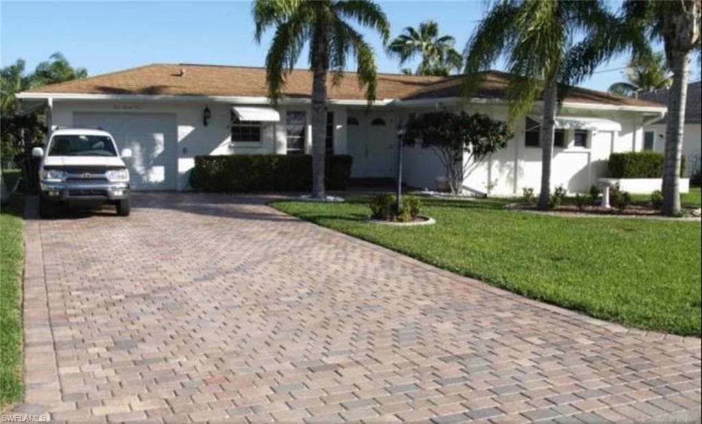 123 SW 52nd TER CAPE CORAL, FL 33914