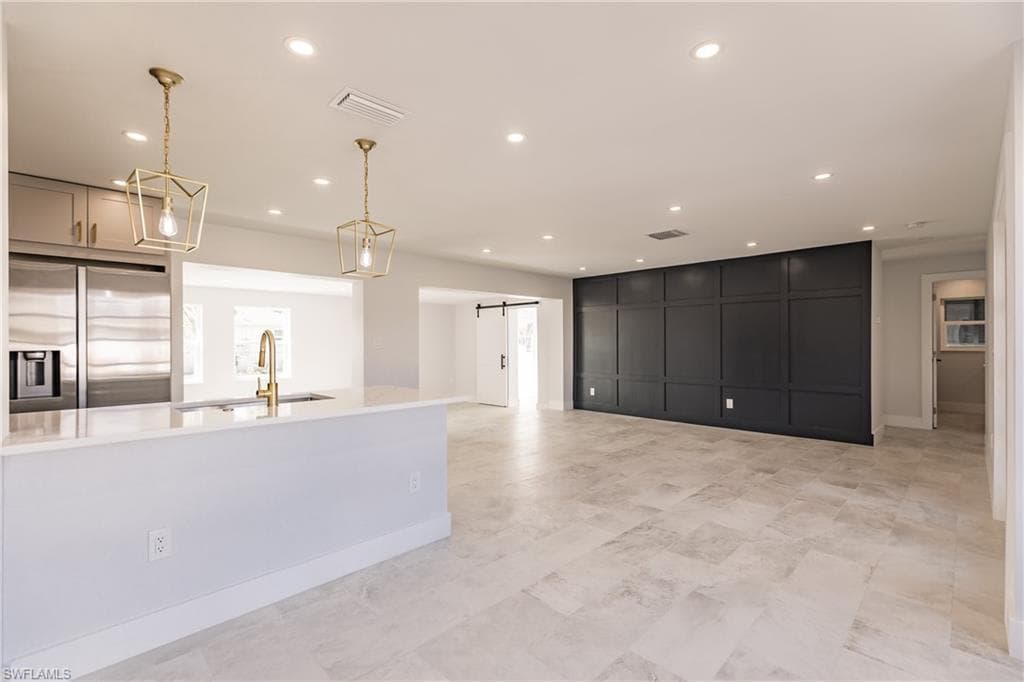 417 SE 11th CT CAPE CORAL, FL 33990