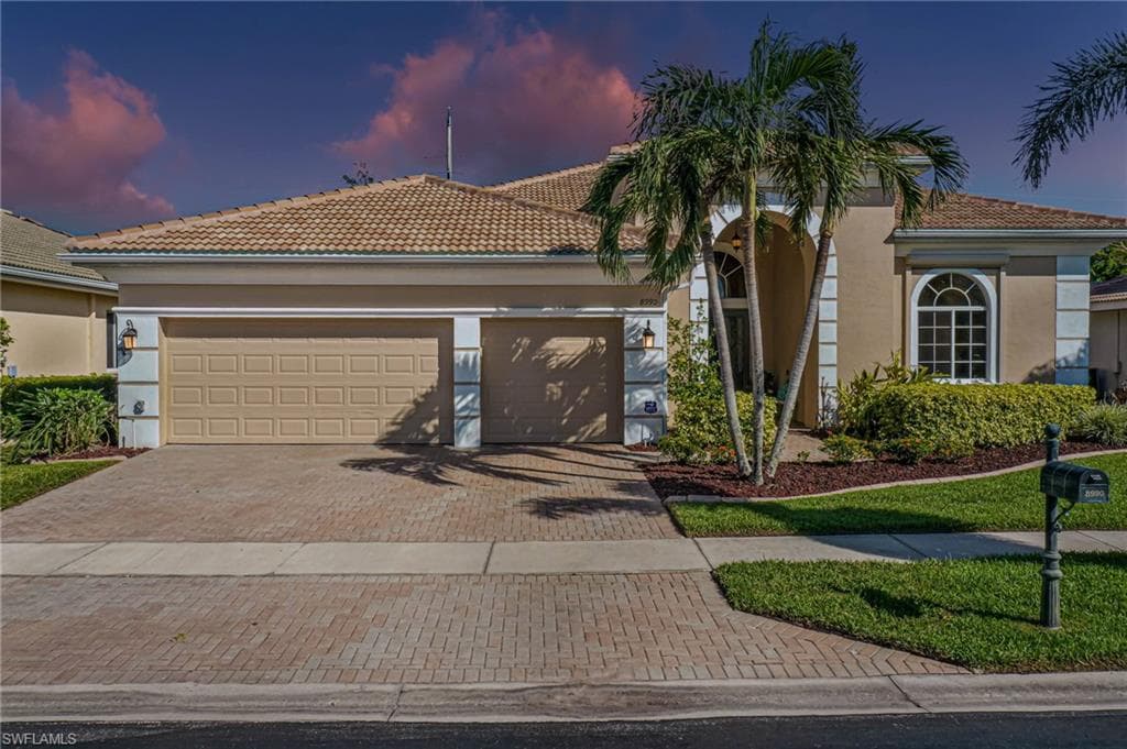 8990 Paseo De Valencia ST FORT MYERS, FL 33908