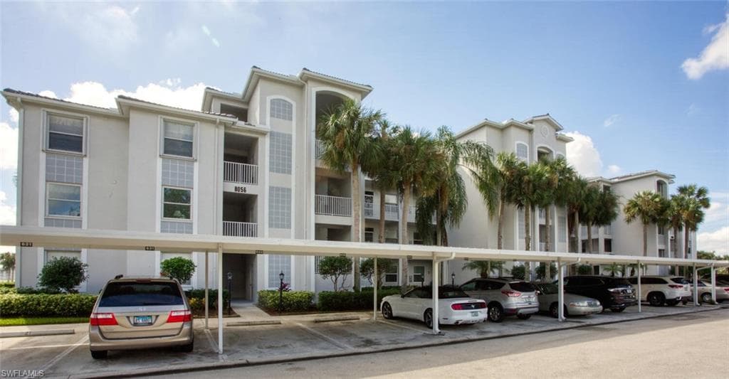 8056 Queen Palm LN 624 FORT MYERS, FL 33966