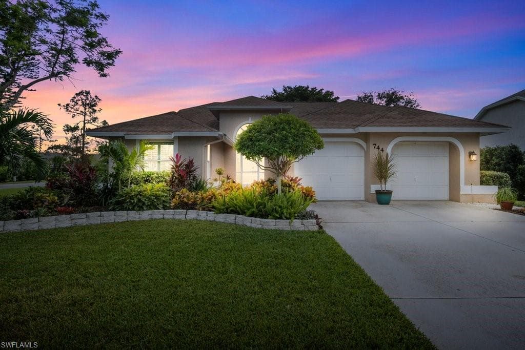 744 Belville BLVD NAPLES, FL 34104