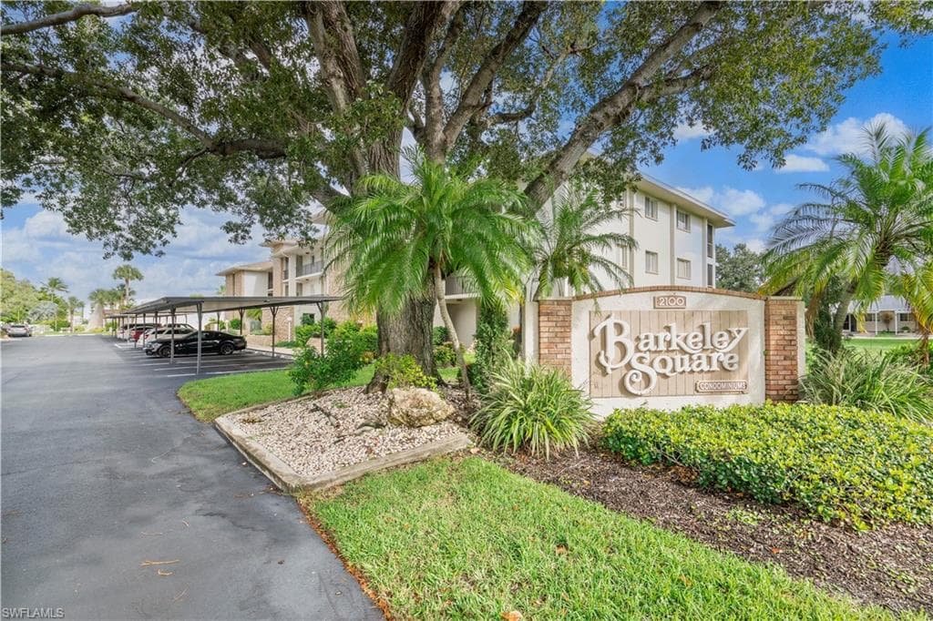 2100 Barkeley LN 2 FORT MYERS, FL 33907