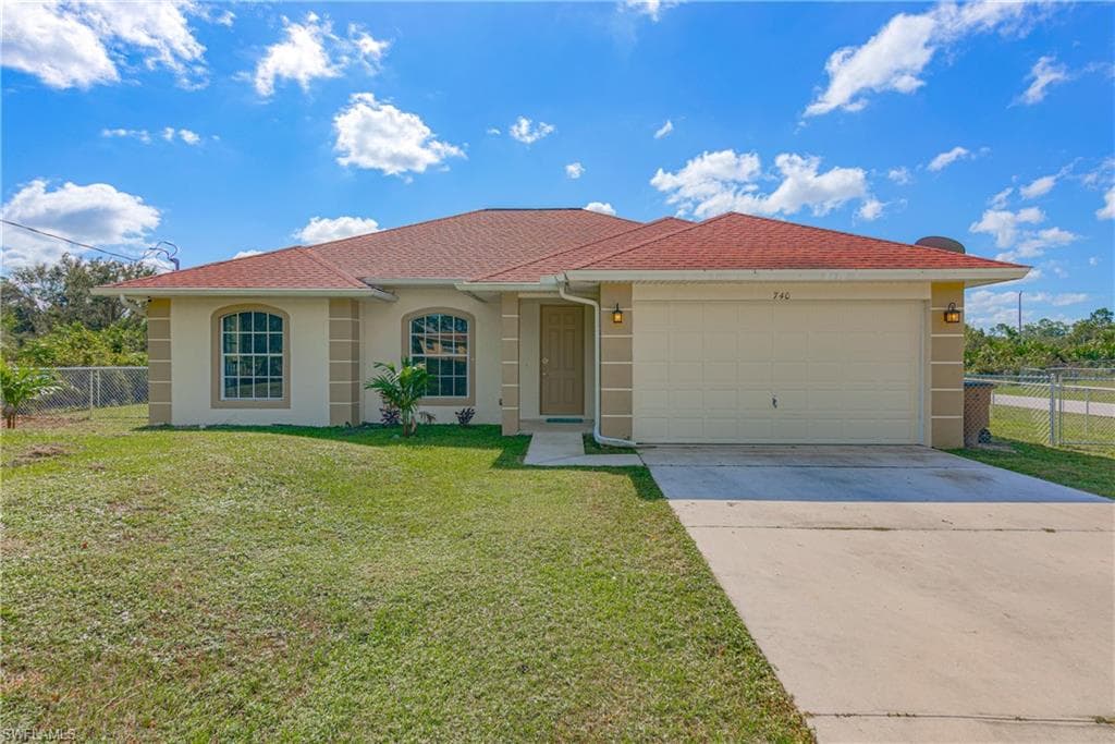 740 Clancy ST E LEHIGH ACRES, FL 33974