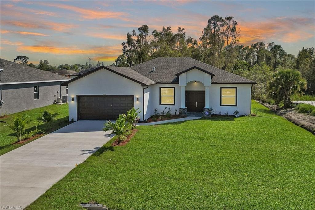 3213 40th ST SW LEHIGH ACRES, FL 33976