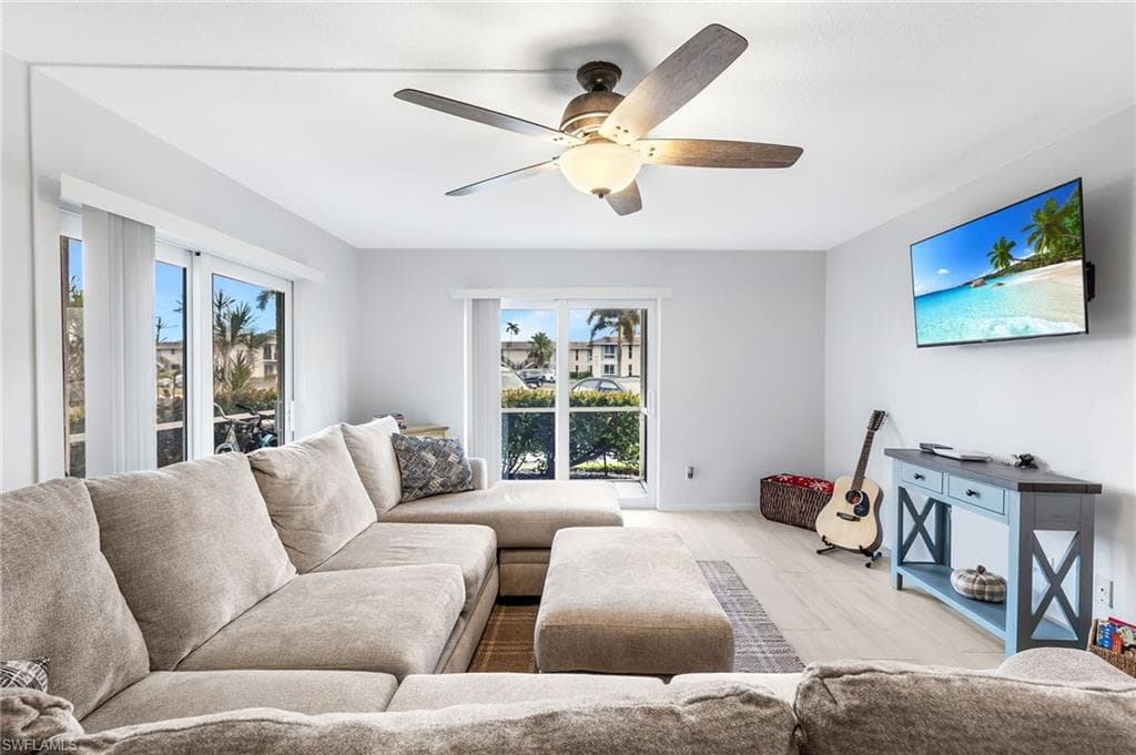 232 Palm DR 47-7 NAPLES, FL 34112