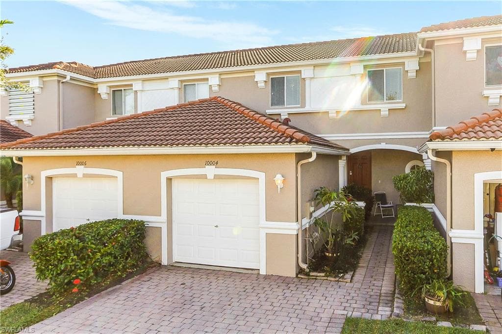 10004 Salina ST FORT MYERS, FL 33905