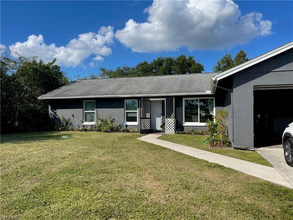 2816 2nd ST W LEHIGH ACRES, FL 33971