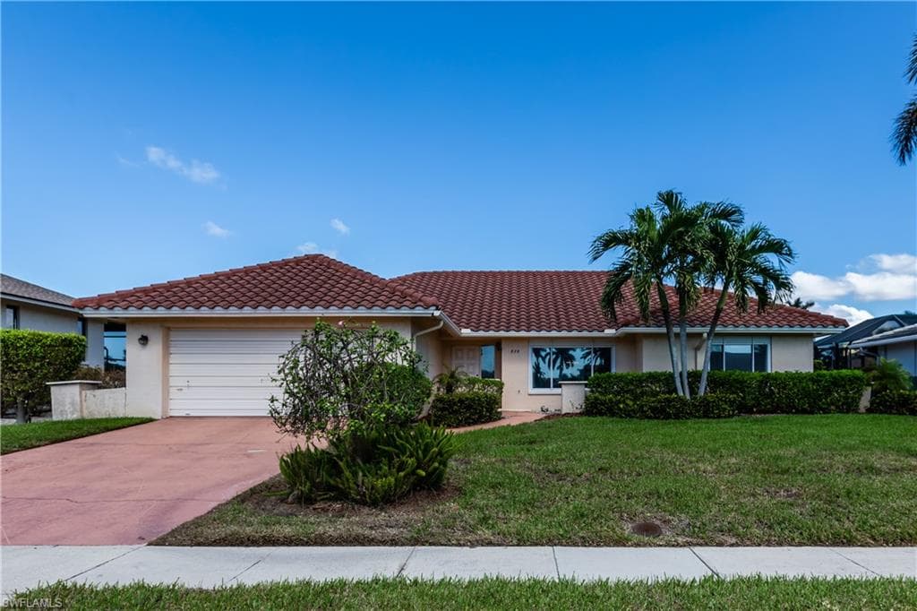 838 Magnolia CT MARCO ISLAND, FL 34145
