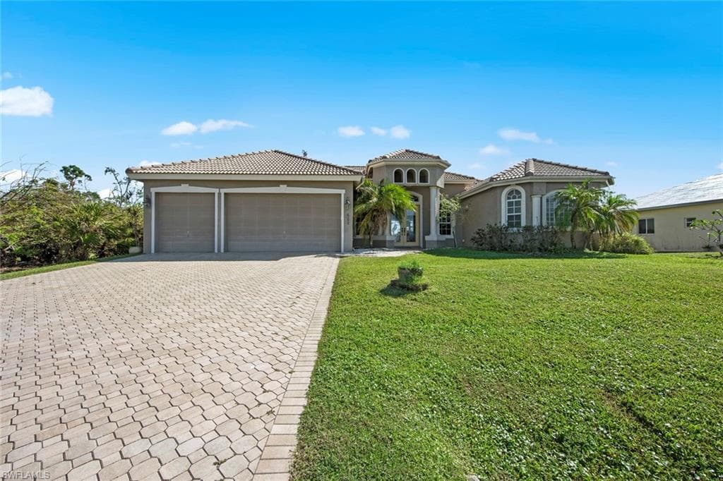421 SW 26th PL CAPE CORAL, FL 33991