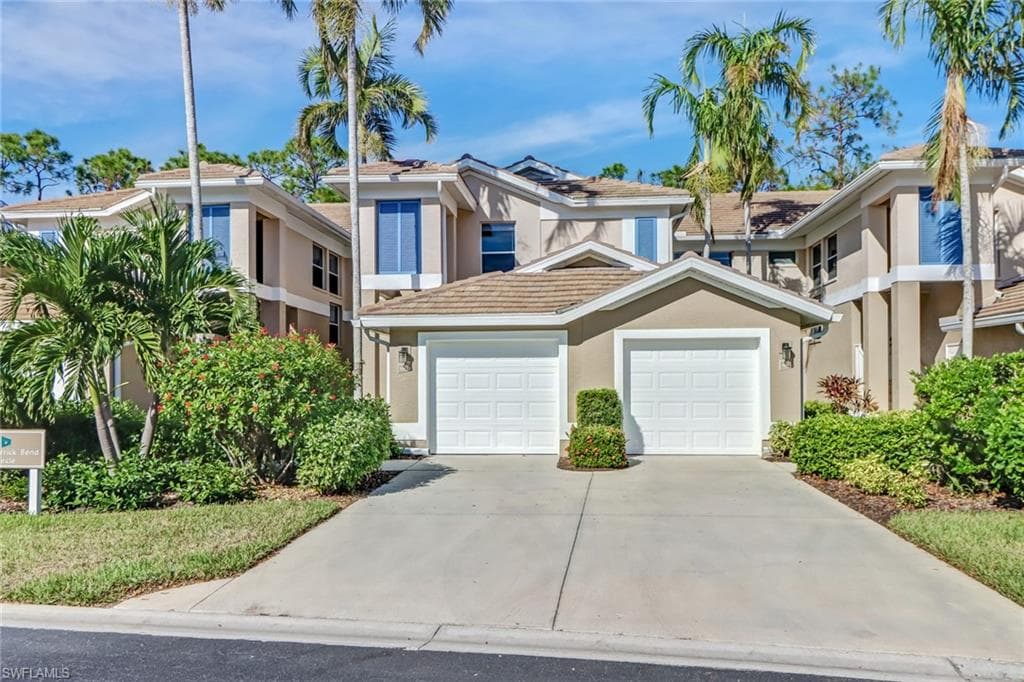 849 Carrick Bend CIR 202 NAPLES, FL 34110