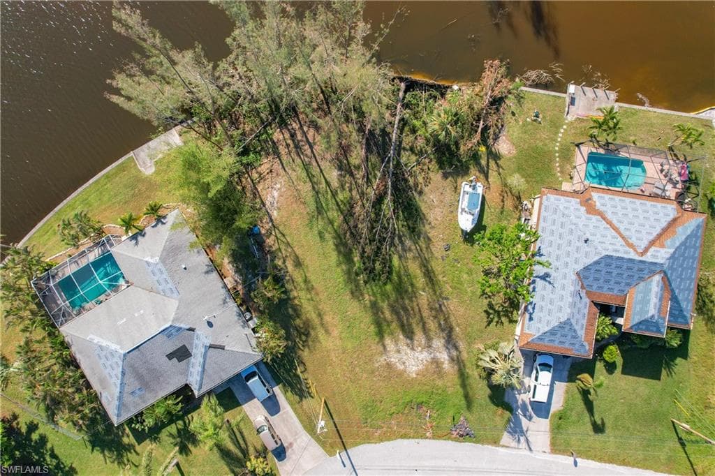 2300 NW 34th AVE CAPE CORAL, FL 33993