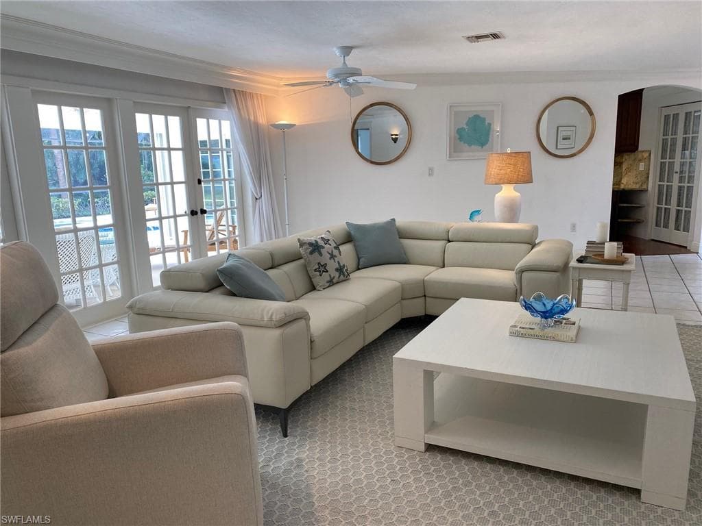 660 Regatta RD NAPLES, FL 34102