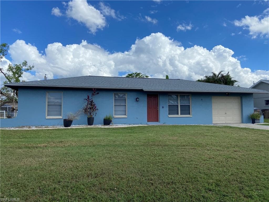 109 NE 9th PL CAPE CORAL, FL 33909