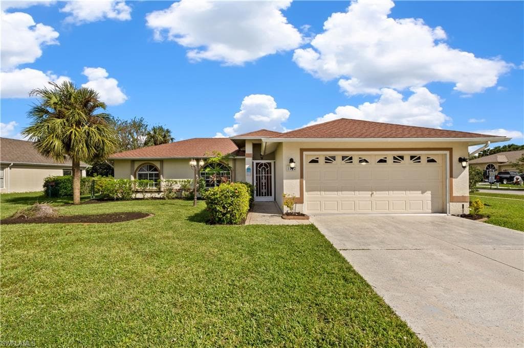 1502 Junior CT LEHIGH ACRES, FL 33971