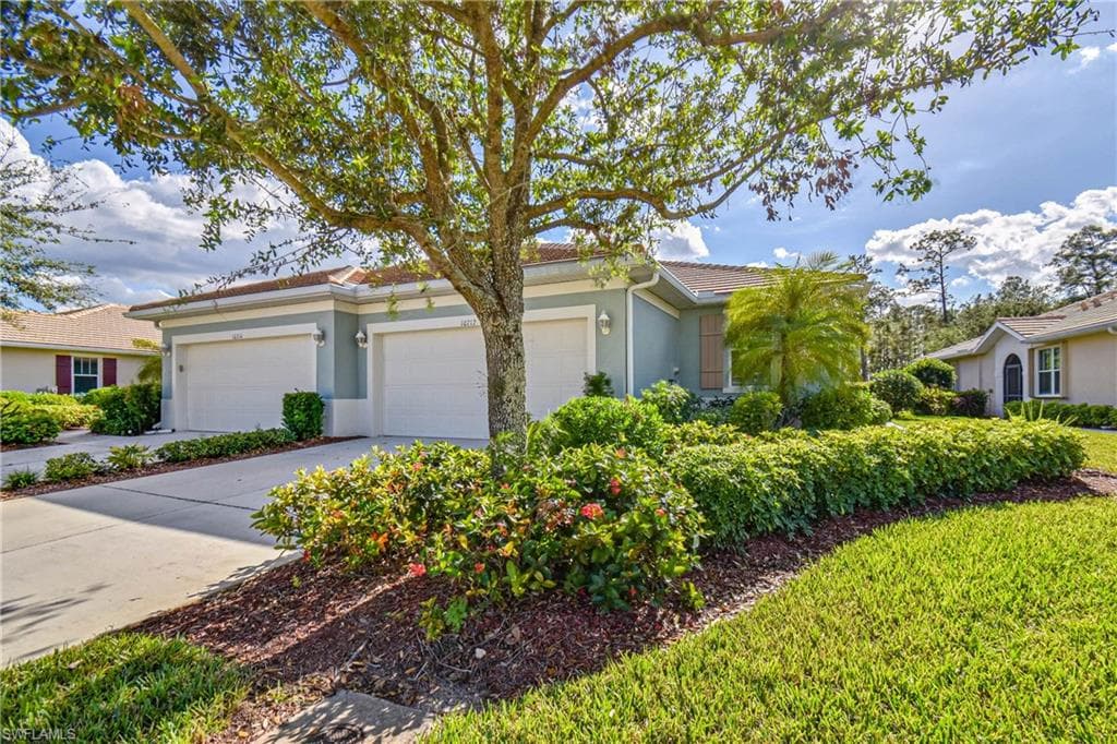 10712 Cetrella DR FORT MYERS, FL 33913