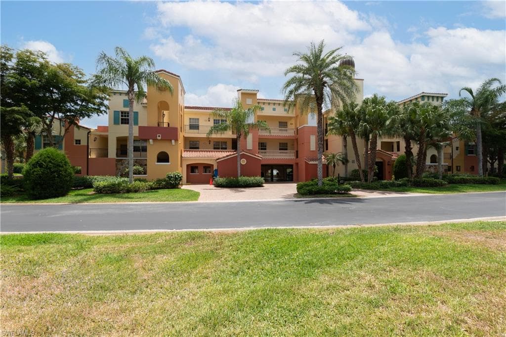 8573 Via Garibaldi CIR 302 ESTERO, FL 33928
