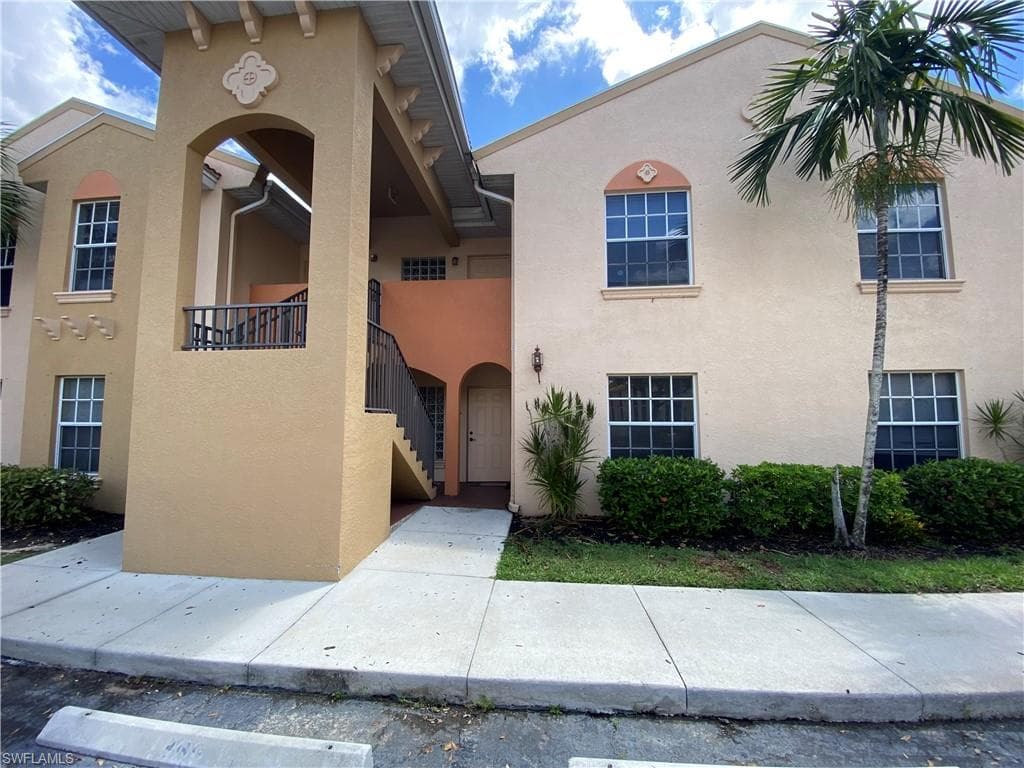 4154 Castilla CIR 103 FORT MYERS, FL 33916