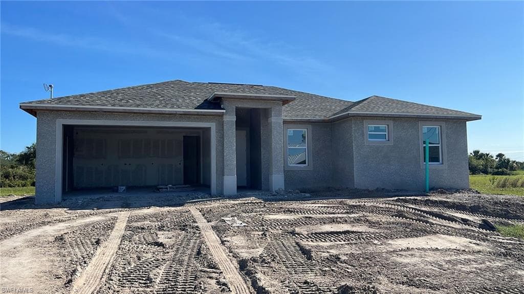 8051 BUTTERCUP CIR LABELLE, FL 33935