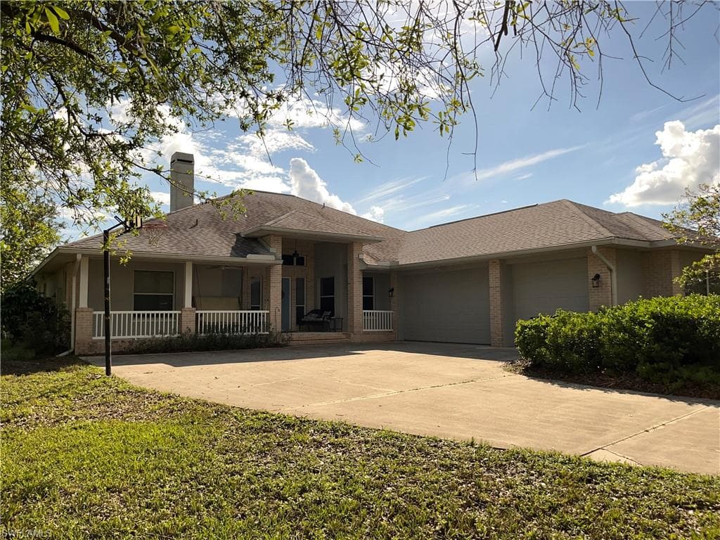 7432 Dana Lin CIR NORTH FORT MYERS, FL 33917