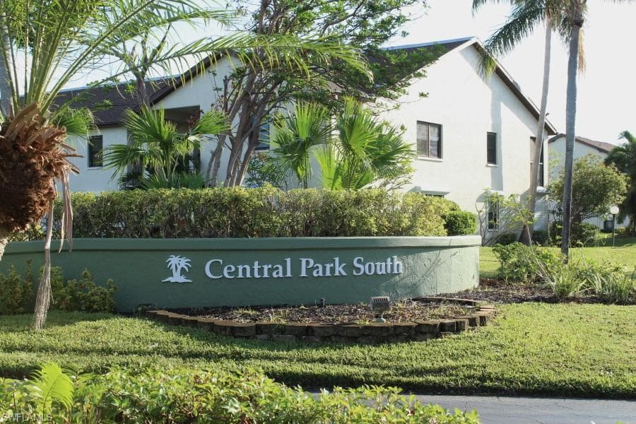 9300 Lake Park DR 103 FORT MYERS, FL 33919
