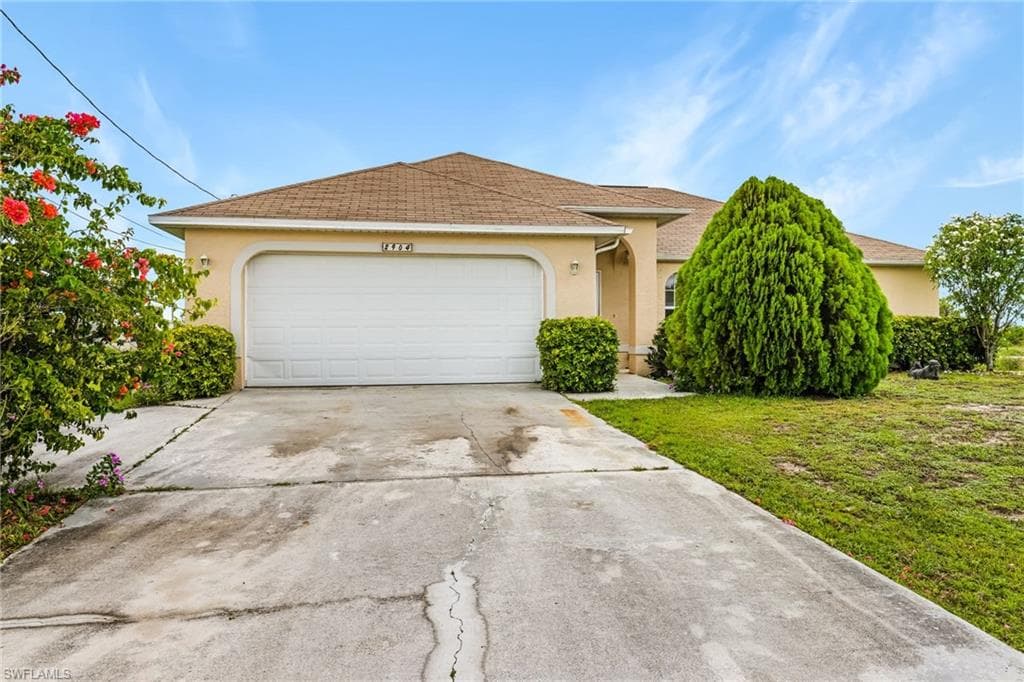 2904 Embers PKY W CAPE CORAL, FL 33993