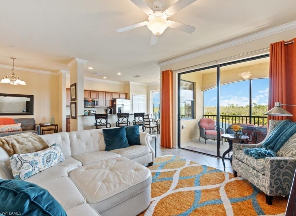 9731 Acqua CT 545 NAPLES, FL 34113