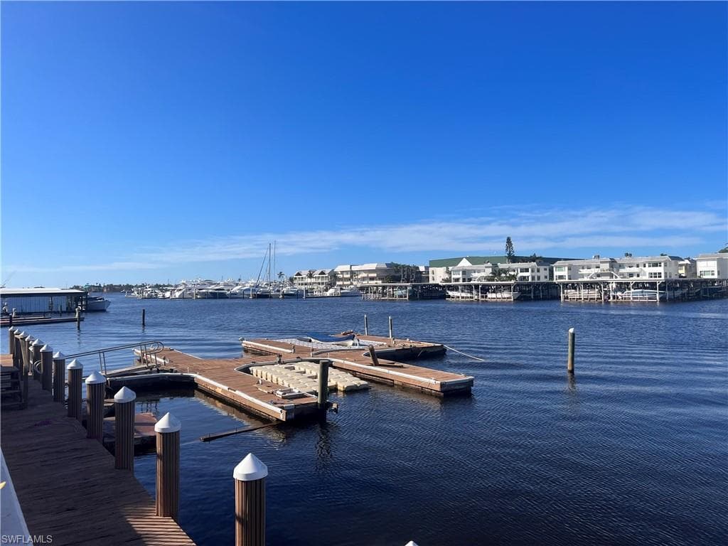 800 River Point DR 539 NAPLES, FL 34102