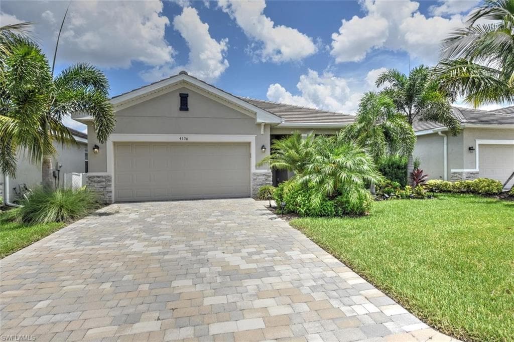 4136 Lemongrass DR FORT MYERS, FL 33916