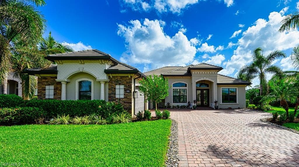 9935 Corso Bello DR NAPLES, FL 34113