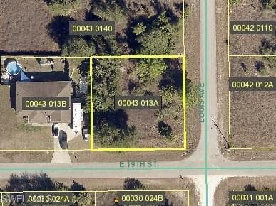 4007 E 19th ST LEHIGH ACRES, FL 33972