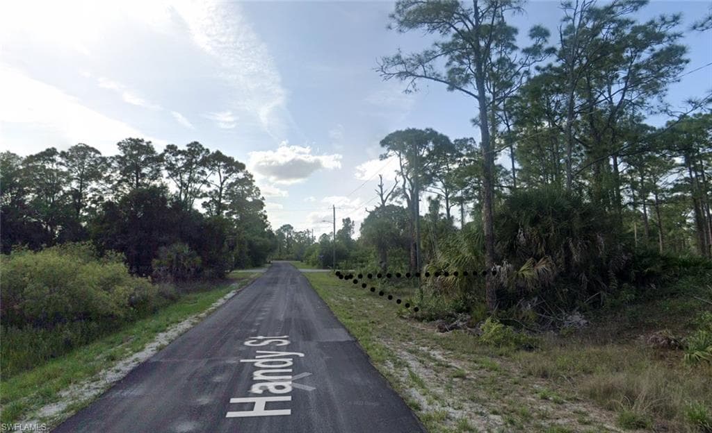 327 Mangonia AVE LEHIGH ACRES, FL 33974