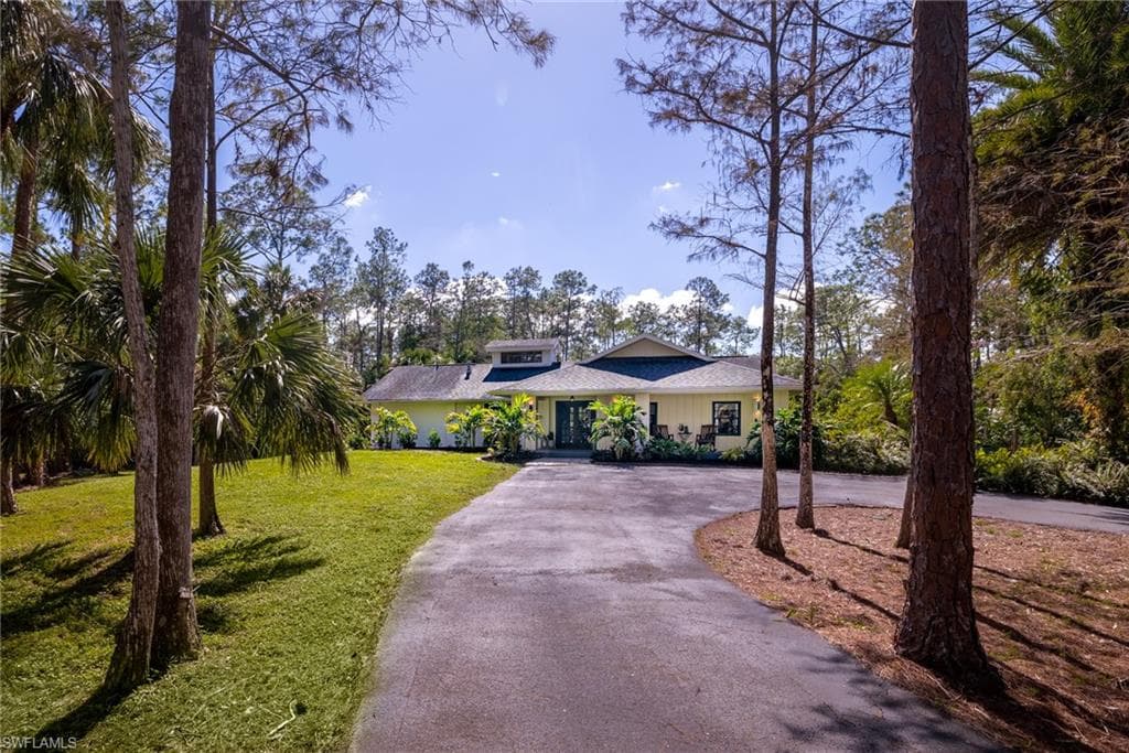 4386 3rd AVE NW NAPLES, FL 34119