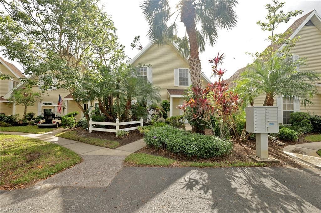 4205 Ute CT ESTERO, FL 33928