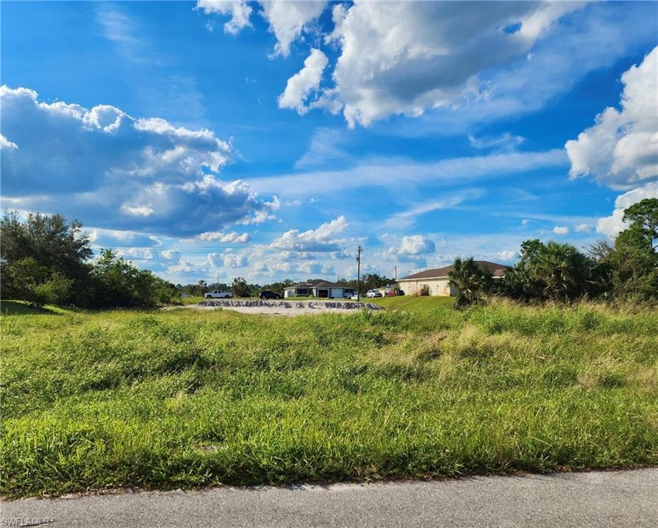 359-361 Pennfield ST LEHIGH ACRES, FL 33974