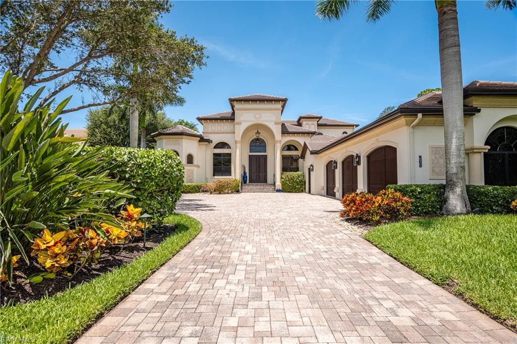 196 Audubon BLVD NAPLES, FL 34110