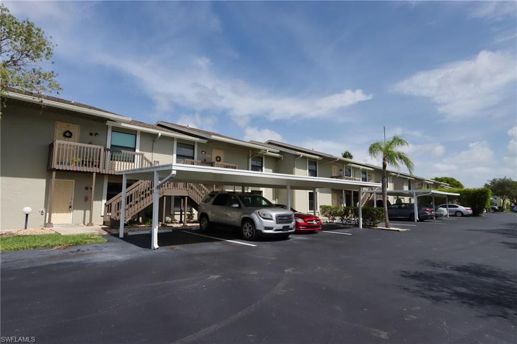 4708 SW 8th PL 202 CAPE CORAL, FL 33914