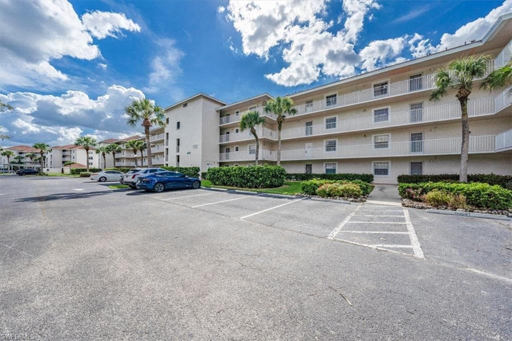 441 Quail Forest BLVD A207 NAPLES, FL 34105