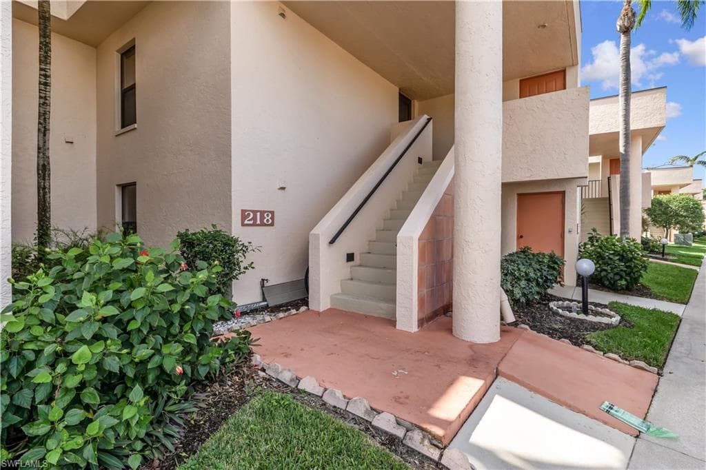 14750 Eagle Ridge DR 218 FORT MYERS, FL 33912