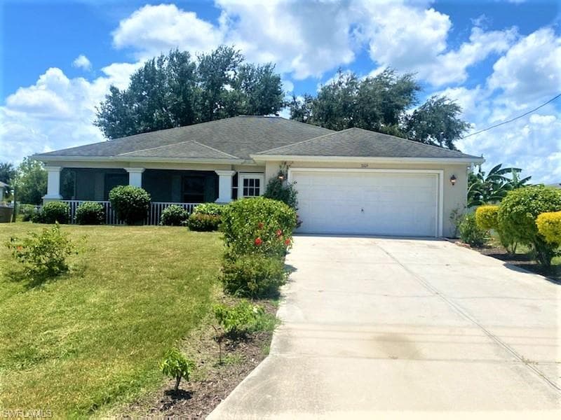 3109 6th ST SW LEHIGH ACRES, FL 33976