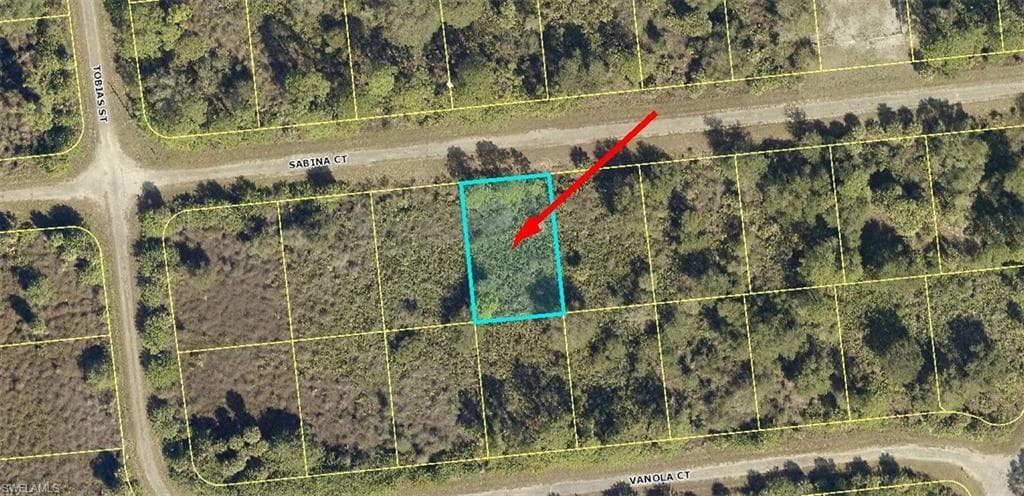 667 Sabina CT LEHIGH ACRES, FL 33972