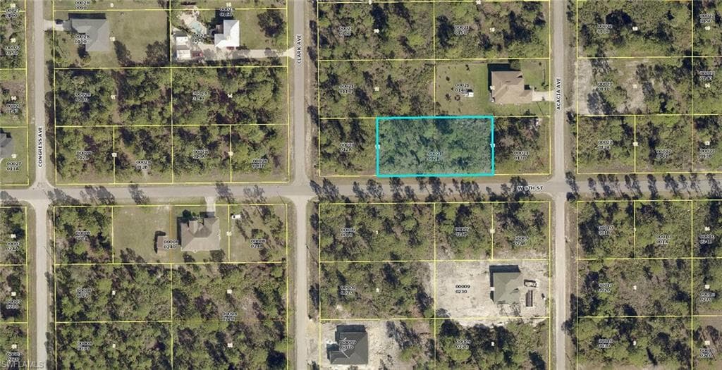 1304 W 9th ST LEHIGH ACRES, FL 33972