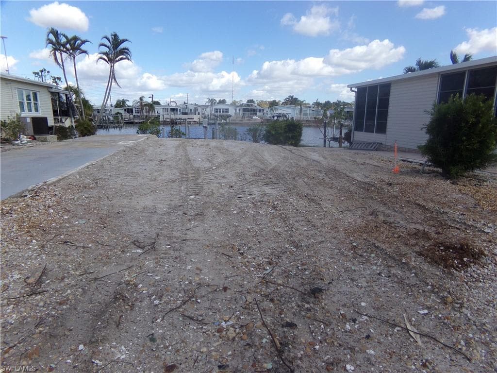 17541 Bryan CT FORT MYERS BEACH, FL 33931