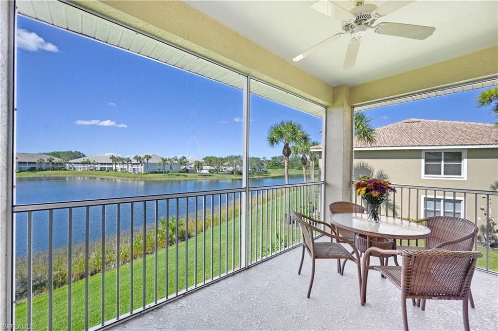 2295 Carrington Ct 204 NAPLES, FL 34109