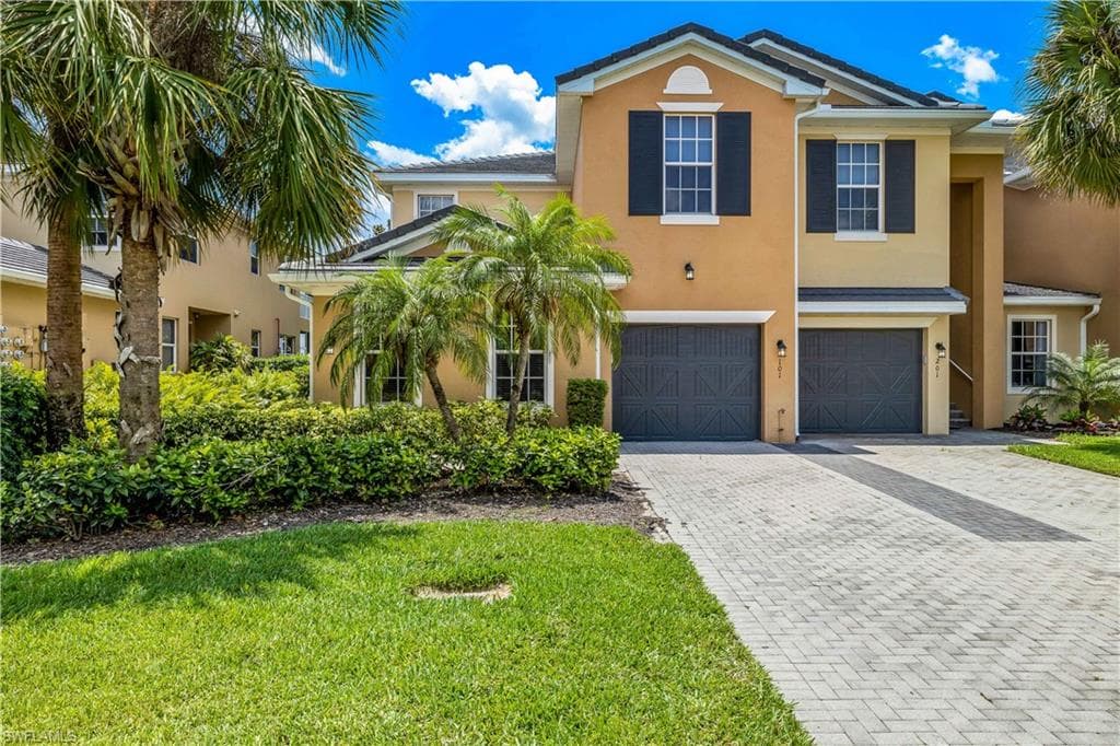 16580 Goldenrod LN 101 ALVA, FL 33920