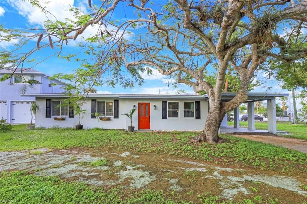 3575 Thomasson DR NAPLES, FL 34112