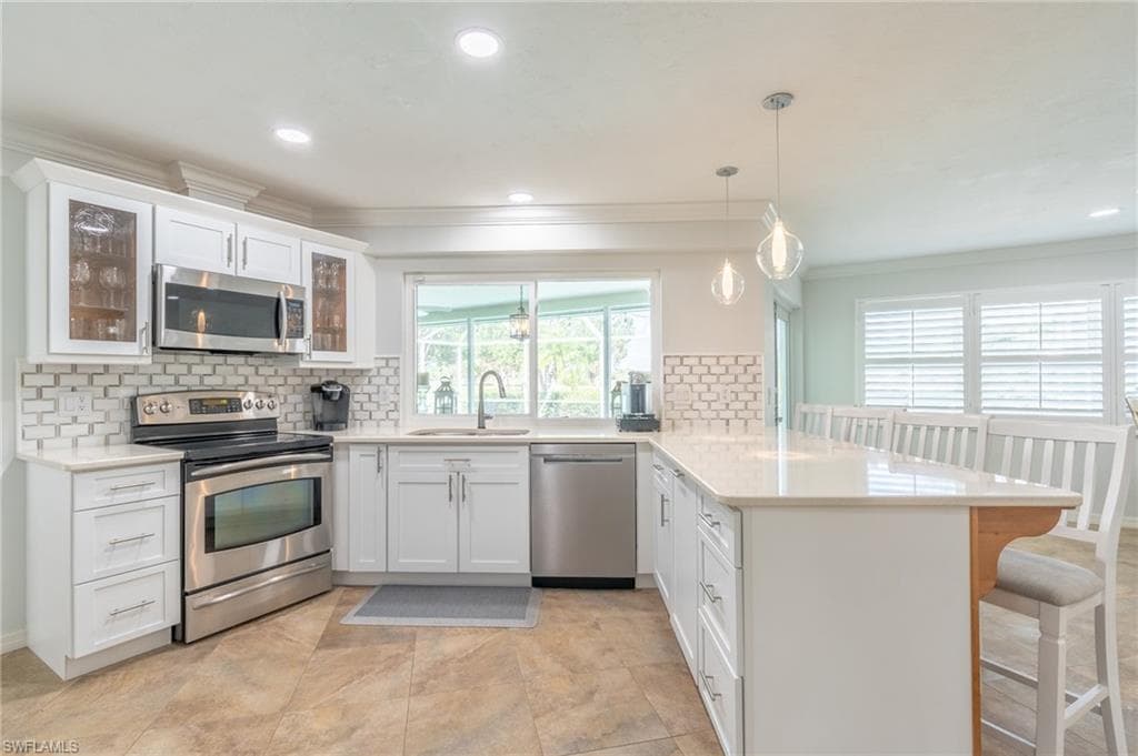 330 Pinehurst CIR NAPLES, FL 34113