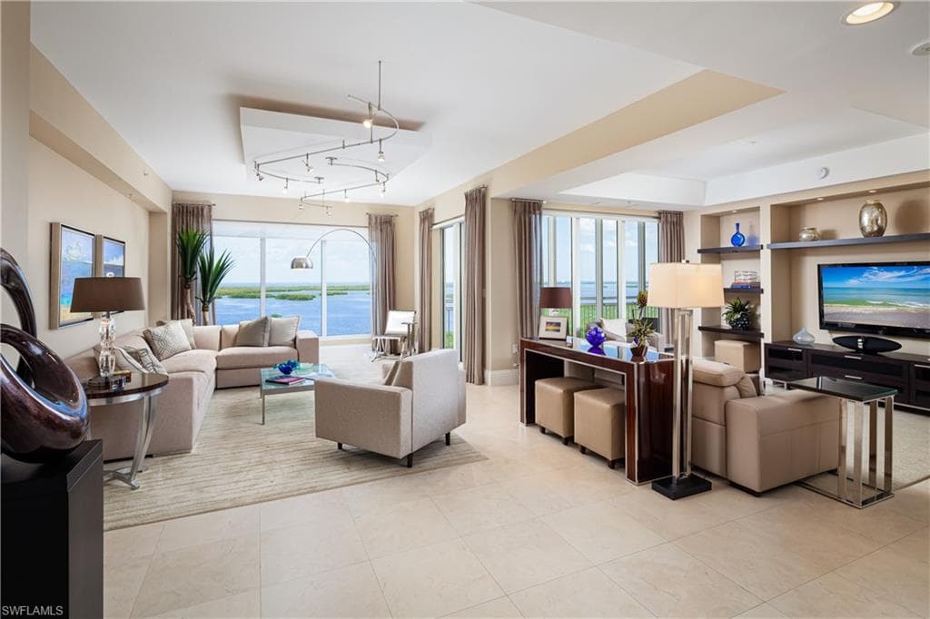 4951 BONITA BAY BLVD 1402 BONITA SPRINGS, FL 34134