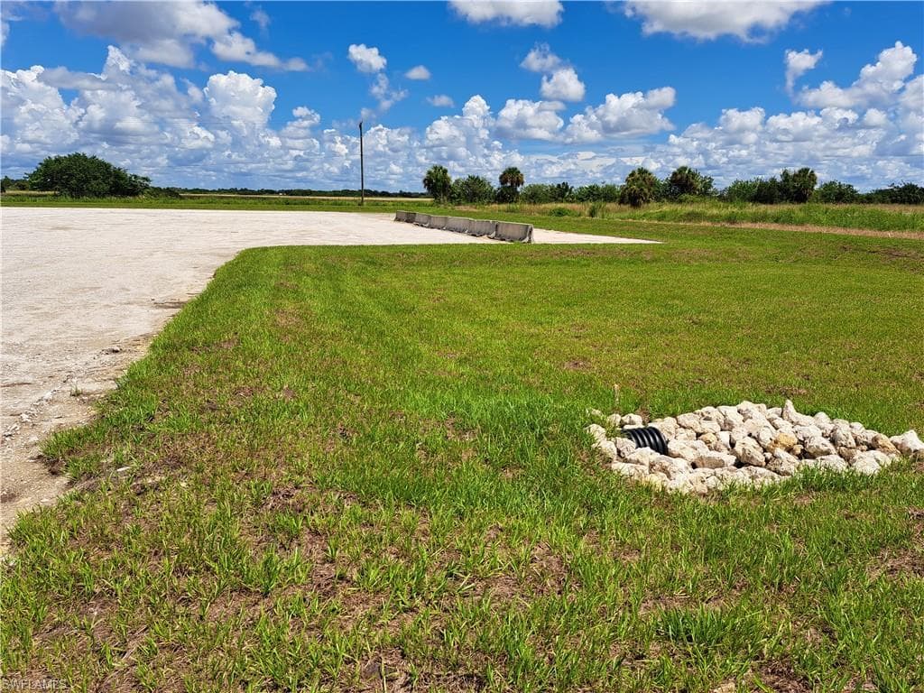 7906 10th PL LABELLE, FL 33935